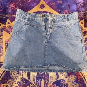Jean mini skirt :)